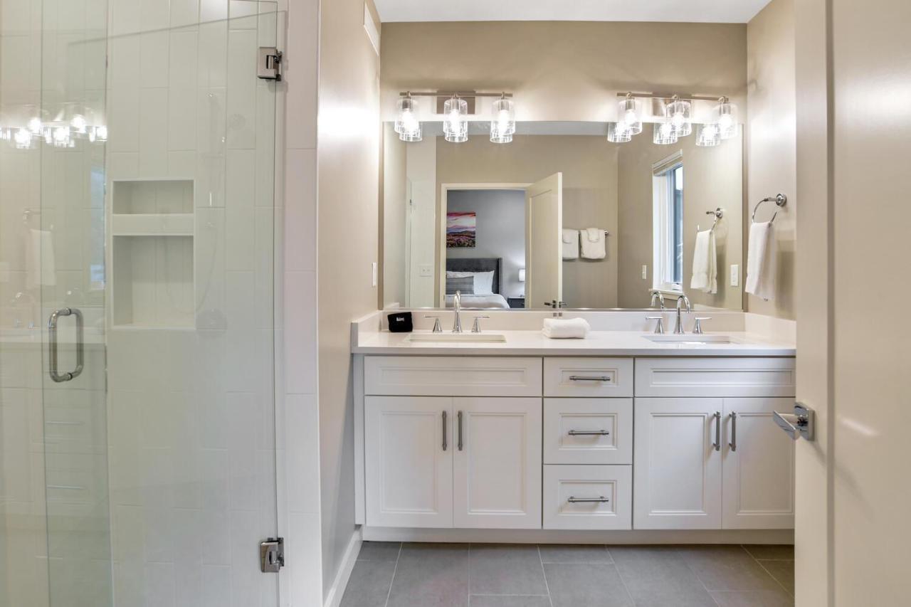 Marvelous South Slope Townhome With Rooftop Terrace Unit 92 * Asheville